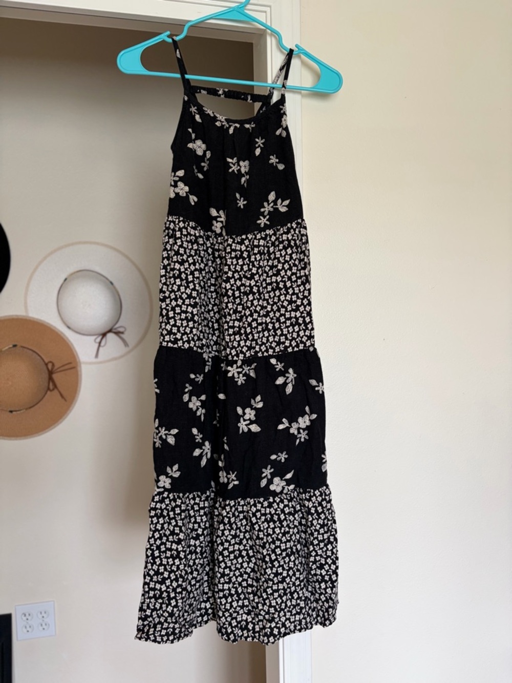 Cat & Jack Black and White Floral Tiered Maxi Dress